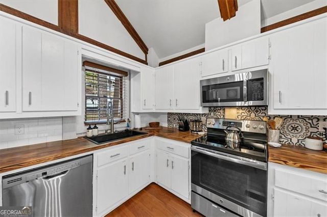 105 INDIAN OAK Drive, Waleska, GA 30183