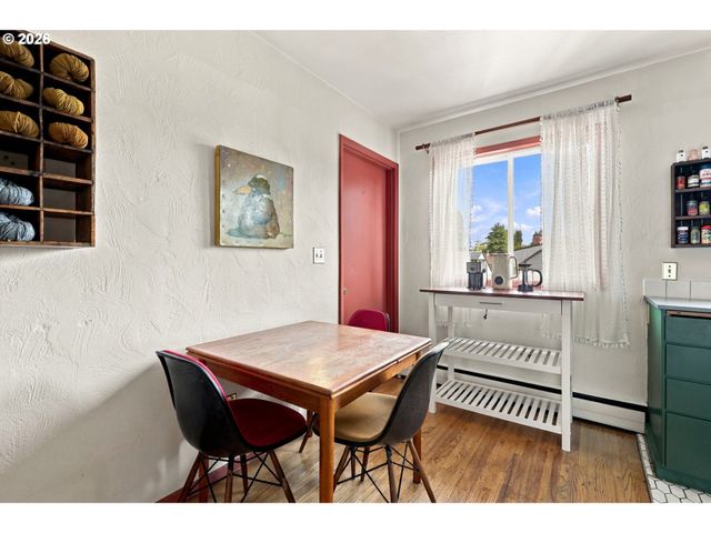 3911 Ne KILLINGSWORTH St 10, Portland, OR 97211