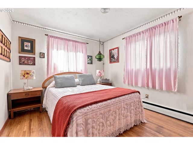 3911 Ne KILLINGSWORTH St 10, Portland, OR 97211