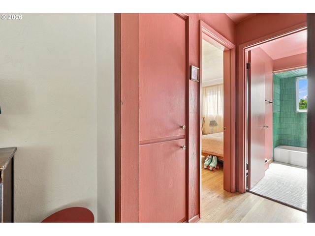 3911 Ne KILLINGSWORTH St 10, Portland, OR 97211