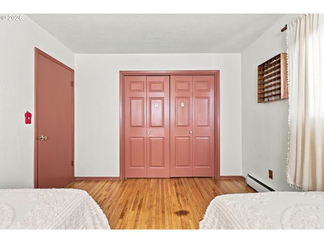 3911 Ne KILLINGSWORTH St 10, Portland, OR 97211