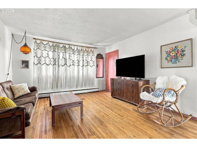 3911 Ne KILLINGSWORTH St 10, Portland, OR 97211
