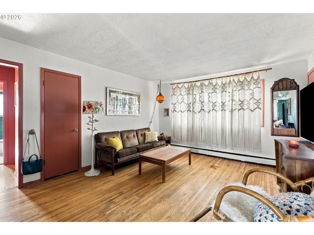 3911 Ne KILLINGSWORTH St 10, Portland, OR 97211