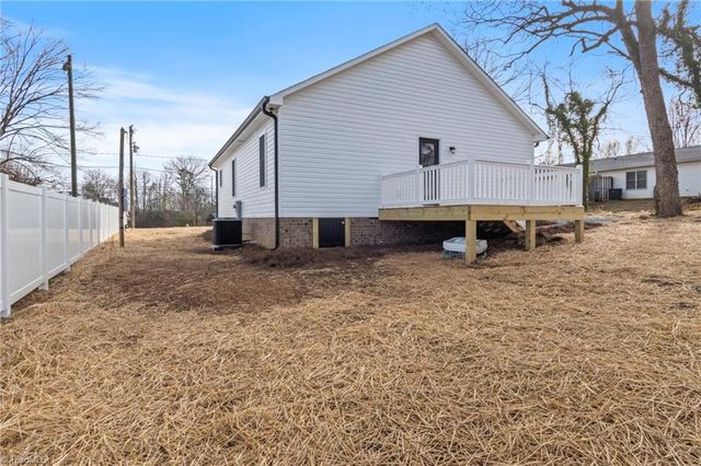 619 Stokesburg Road, Walnut Cove, NC 27052