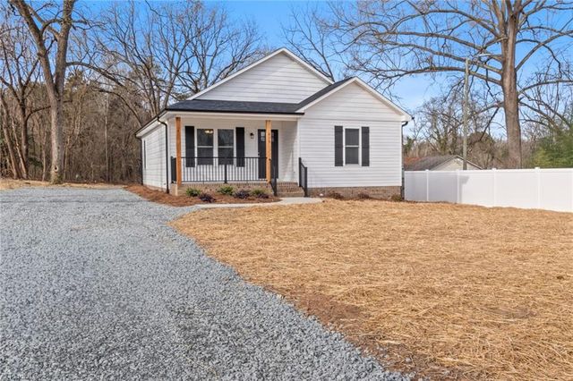 619 Stokesburg Road, Walnut Cove, NC 27052