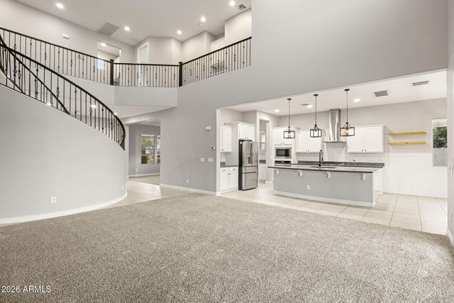 4247 E COMSTOCK Drive, Gilbert, AZ 85296