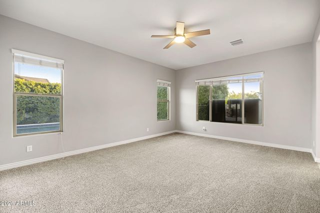 4247 E COMSTOCK Drive, Gilbert, AZ 85296