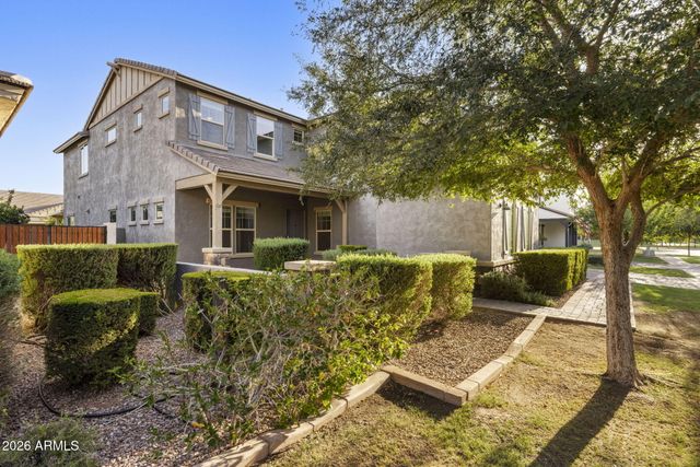 4247 E COMSTOCK Drive, Gilbert, AZ 85296