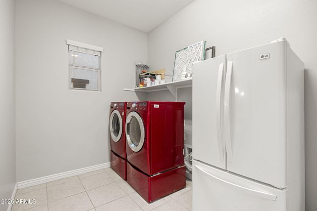 4247 E COMSTOCK Drive, Gilbert, AZ 85296