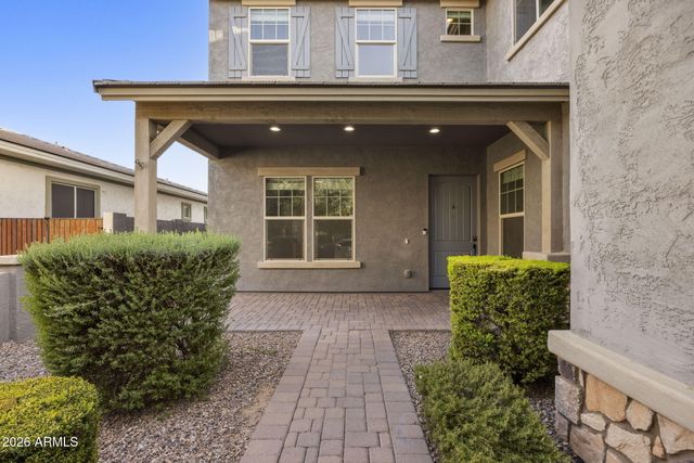 4247 E COMSTOCK Drive, Gilbert, AZ 85296