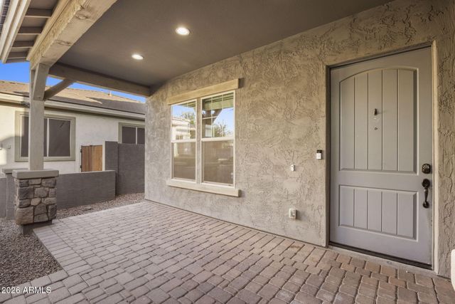 4247 E COMSTOCK Drive, Gilbert, AZ 85296