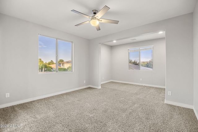 4247 E COMSTOCK Drive, Gilbert, AZ 85296