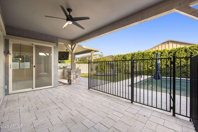 4247 E COMSTOCK Drive, Gilbert, AZ 85296