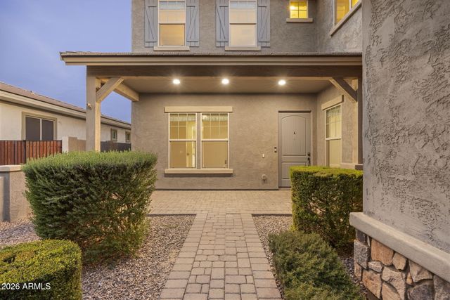 4247 E COMSTOCK Drive, Gilbert, AZ 85296