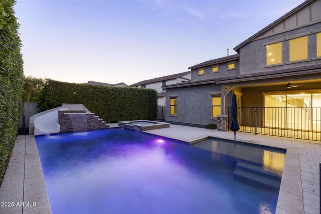 4247 E COMSTOCK Drive, Gilbert, AZ 85296