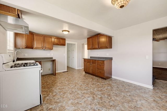 2082 NE Fairview Avenue, Grants Pass, OR 97526