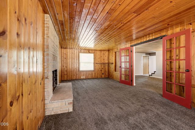 2082 NE Fairview Avenue, Grants Pass, OR 97526