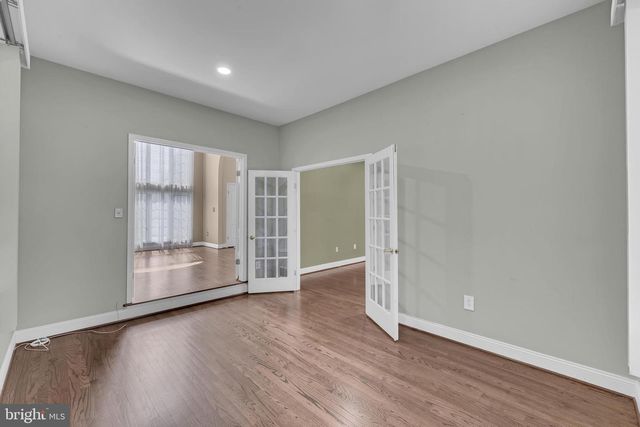 4 STULTS DR, Plainsboro, NJ 08536