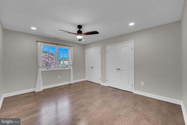 4 STULTS DR, Plainsboro, NJ 08536