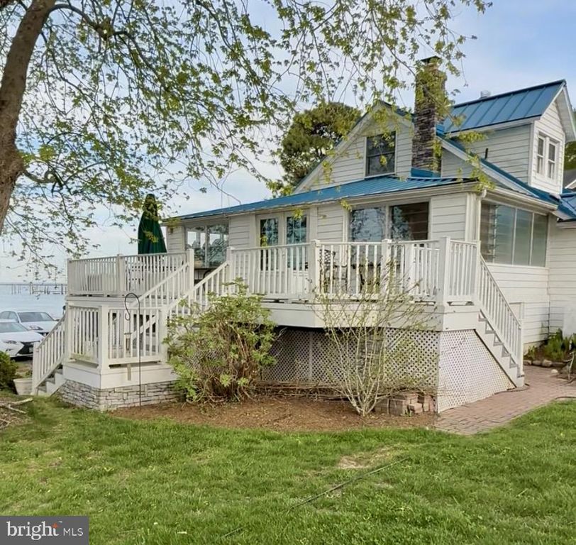 Image 1 of property listing at 6220 SHORE LN, Tracys Landing, MD 20779