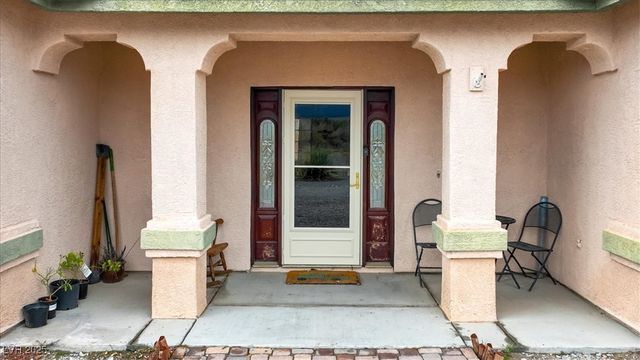 5900 Sunland Avenue, Pahrump, NV 89061