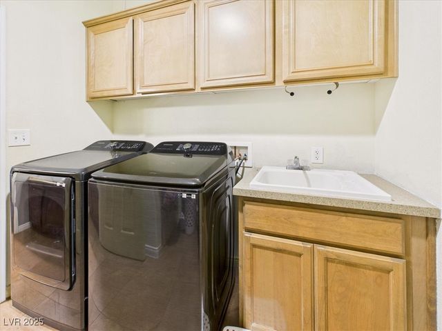 5900 Sunland Avenue, Pahrump, NV 89061