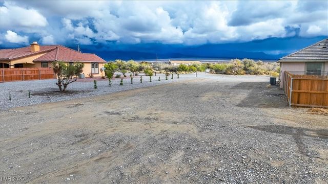 5900 Sunland Avenue, Pahrump, NV 89061