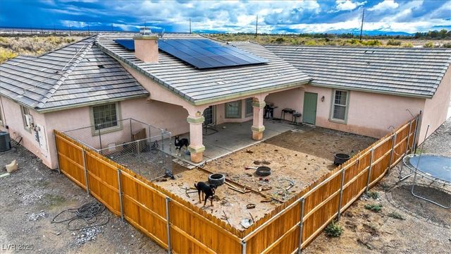 5900 Sunland Avenue, Pahrump, NV 89061