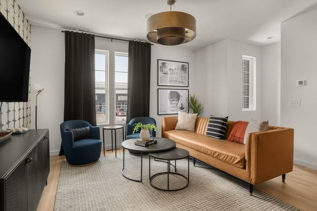 2000 S Hamilton Rd Apt 2, Nashville, TN 37218