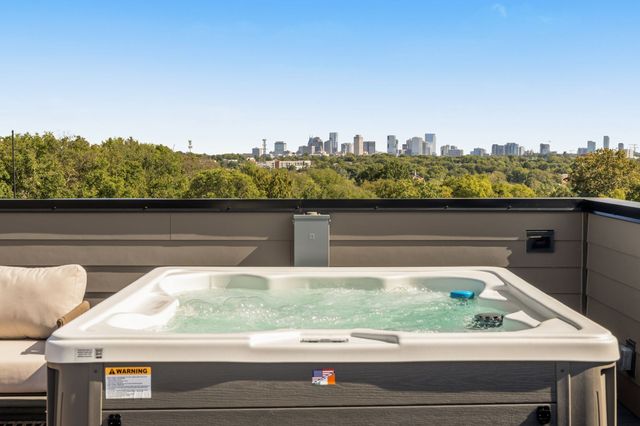 2000 S Hamilton Rd Apt 2, Nashville, TN 37218