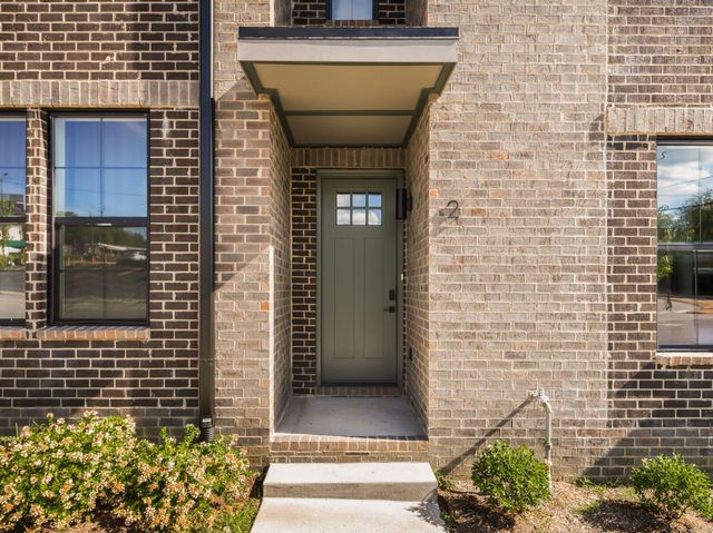 2000 S Hamilton Rd Apt 2, Nashville, TN 37218