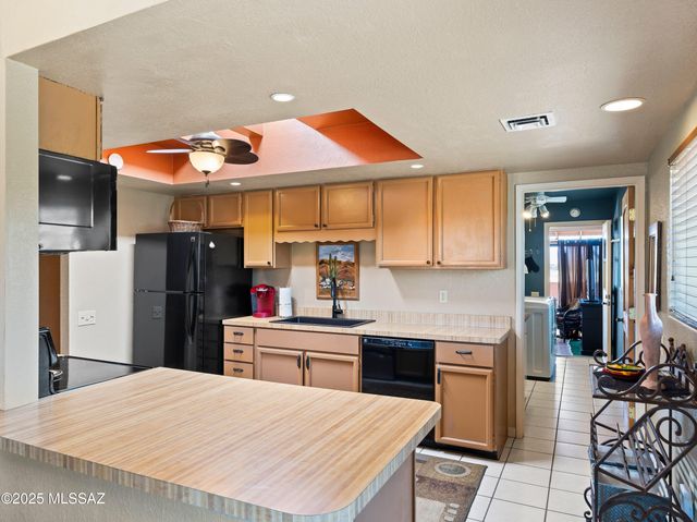 348 E Paseo Azul, Green Valley, AZ 85614