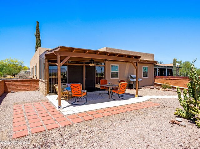 348 E Paseo Azul, Green Valley, AZ 85614