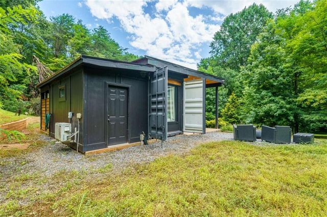 1824 Colwell Road, Blue Ridge, GA 30513