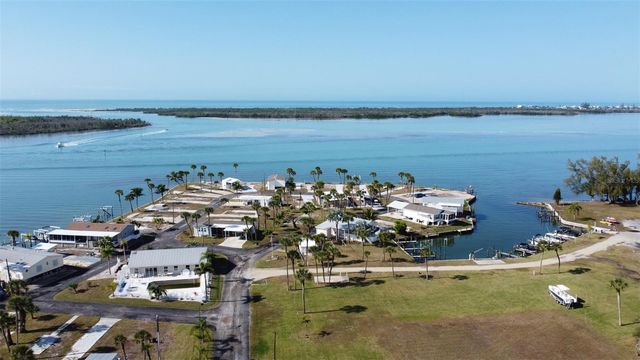 7500 PARK POINTE DRIVE 13, Englewood, FL 34224