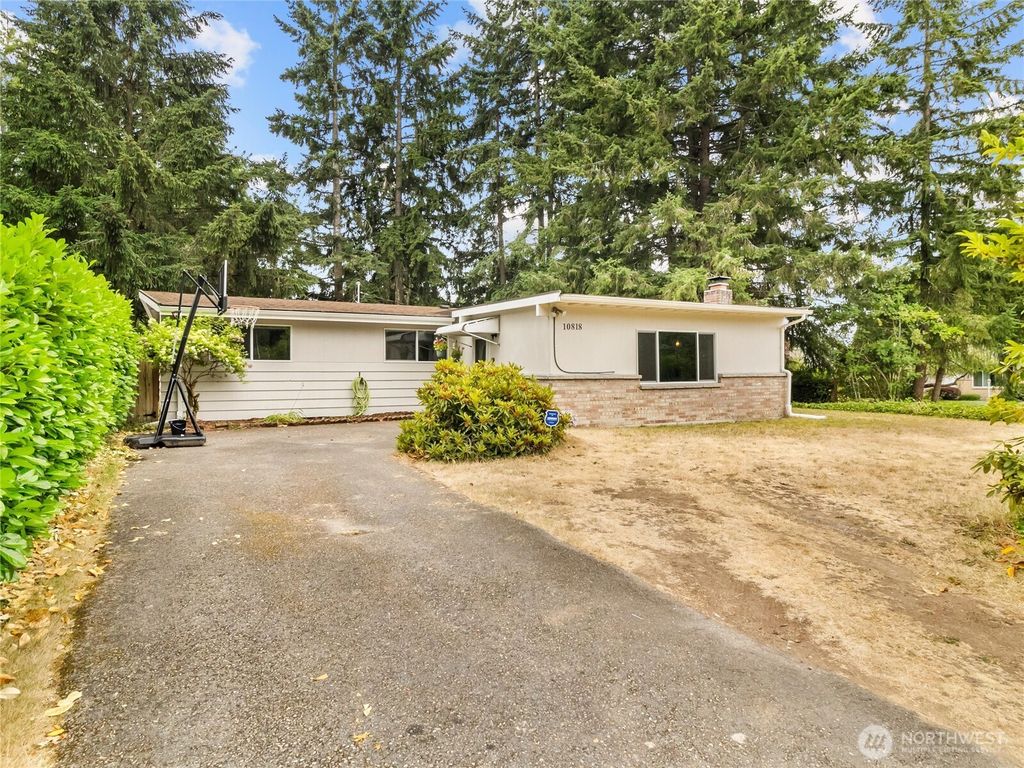 10818 108th Street SW, Lakewood, WA 98498