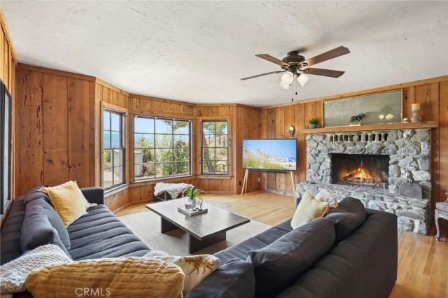 10821 Los Jordans, Agua Dulce, CA 91390