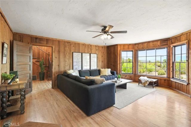 10821 Los Jordans, Agua Dulce, CA 91390