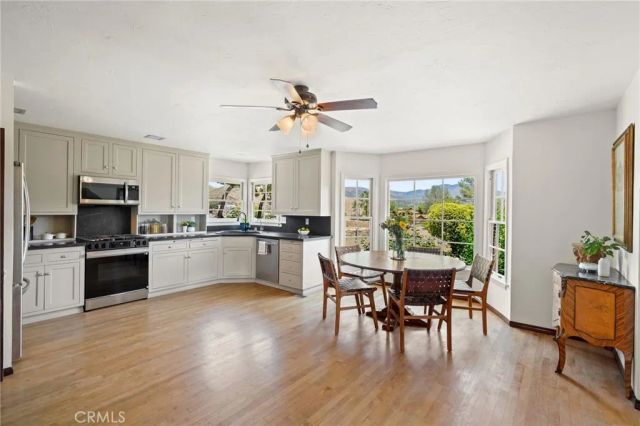 10821 Los Jordans, Agua Dulce, CA 91390