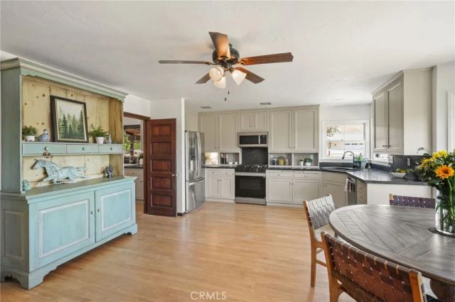10821 Los Jordans, Agua Dulce, CA 91390