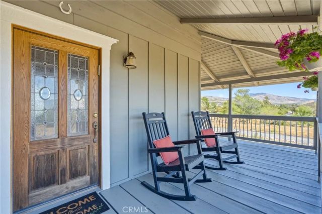 10821 Los Jordans, Agua Dulce, CA 91390