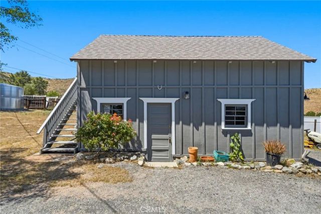 10821 Los Jordans, Agua Dulce, CA 91390