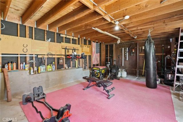 10821 Los Jordans, Agua Dulce, CA 91390