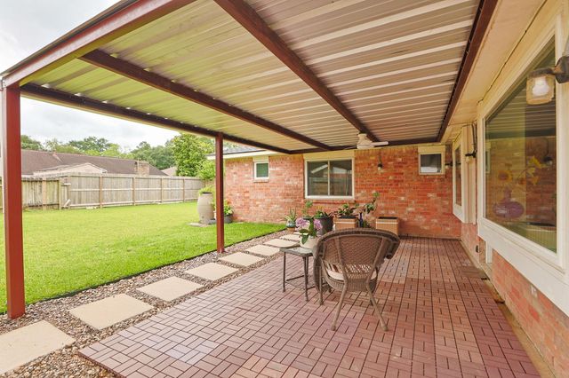 9511 Dornoch Drive, Spring, TX 77379