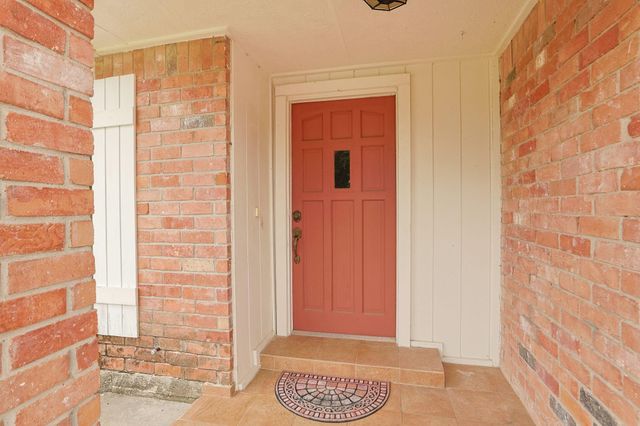 9511 Dornoch Drive, Spring, TX 77379