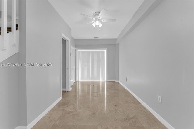 1421 SW 3rd St 208, Miami, FL 33135