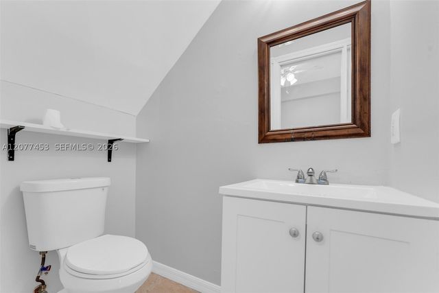 1421 SW 3rd St 208, Miami, FL 33135