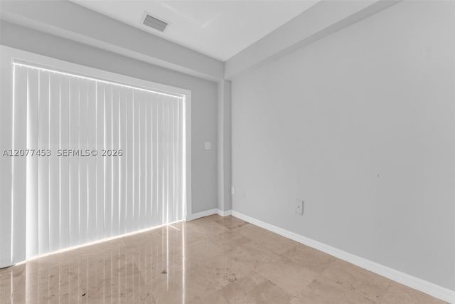 1421 SW 3rd St 208, Miami, FL 33135