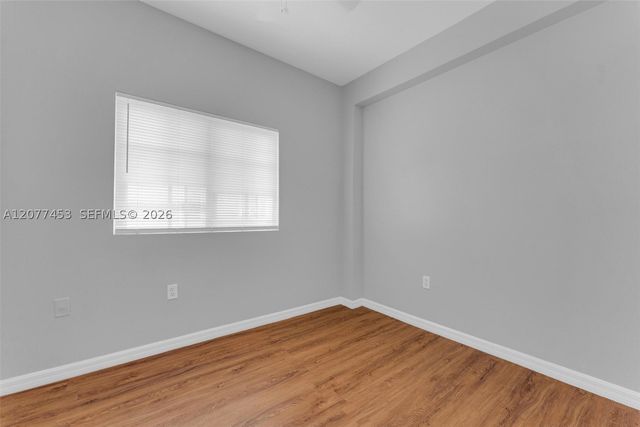 1421 SW 3rd St 208, Miami, FL 33135
