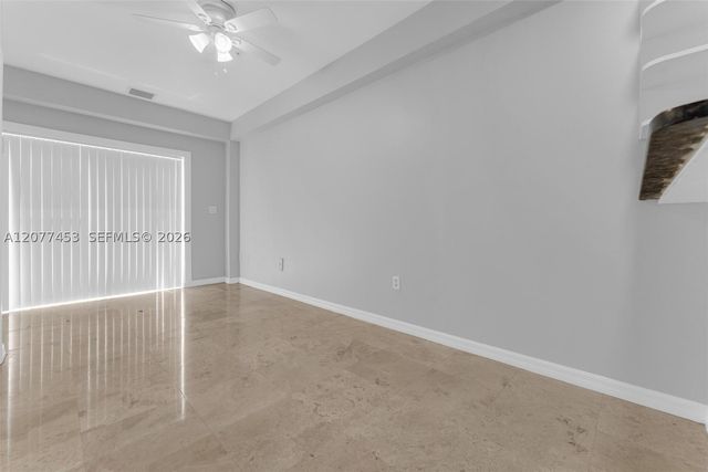 1421 SW 3rd St 208, Miami, FL 33135